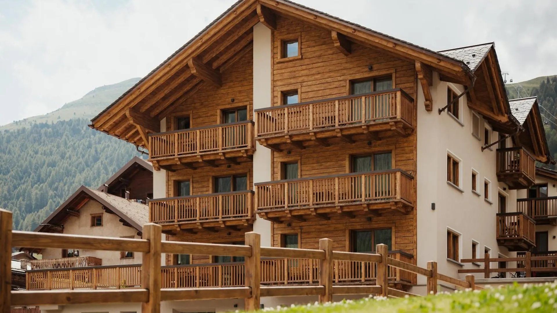 Apartment Bonvivar - Mountain Guesthouse Livigno