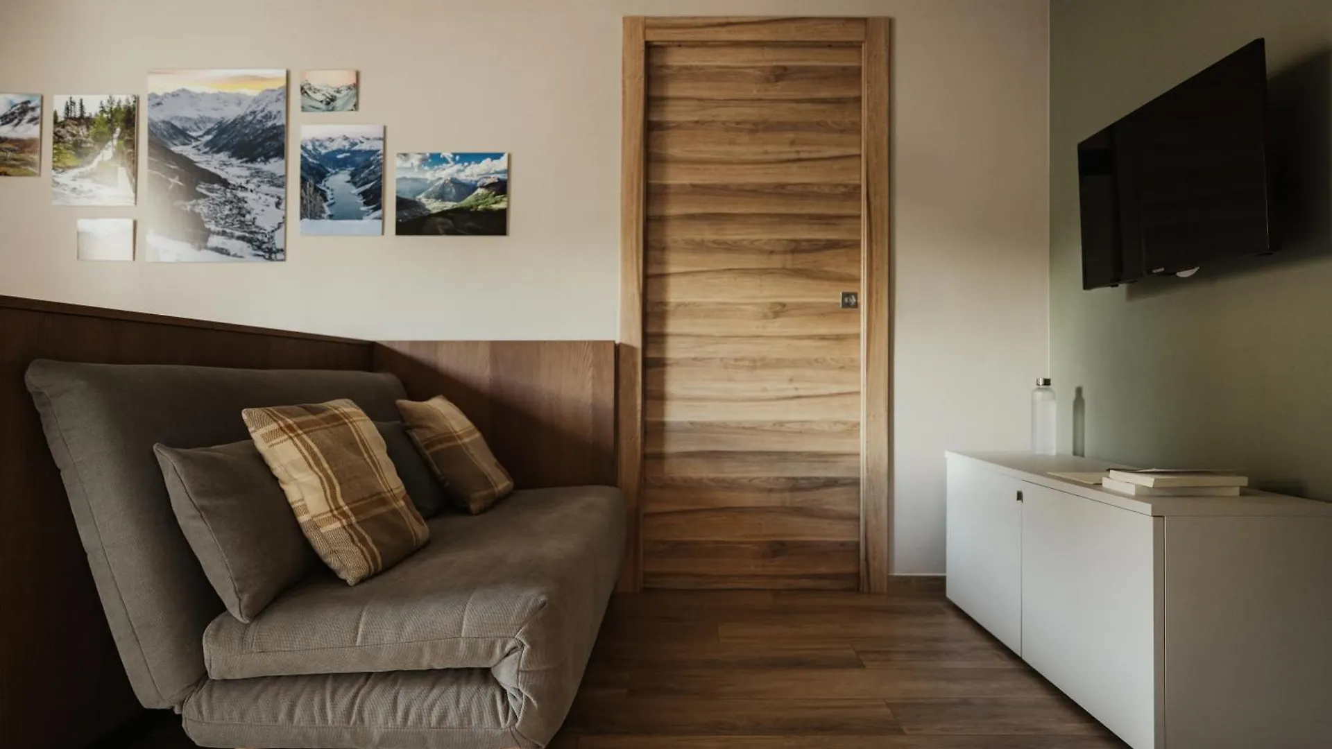 Apartment Bonvivar - Mountain Guesthouse Livigno Italy