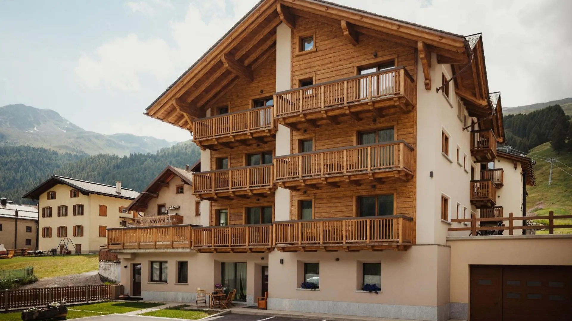 Bonvivar - Mountain Guesthouse Livigno Italy