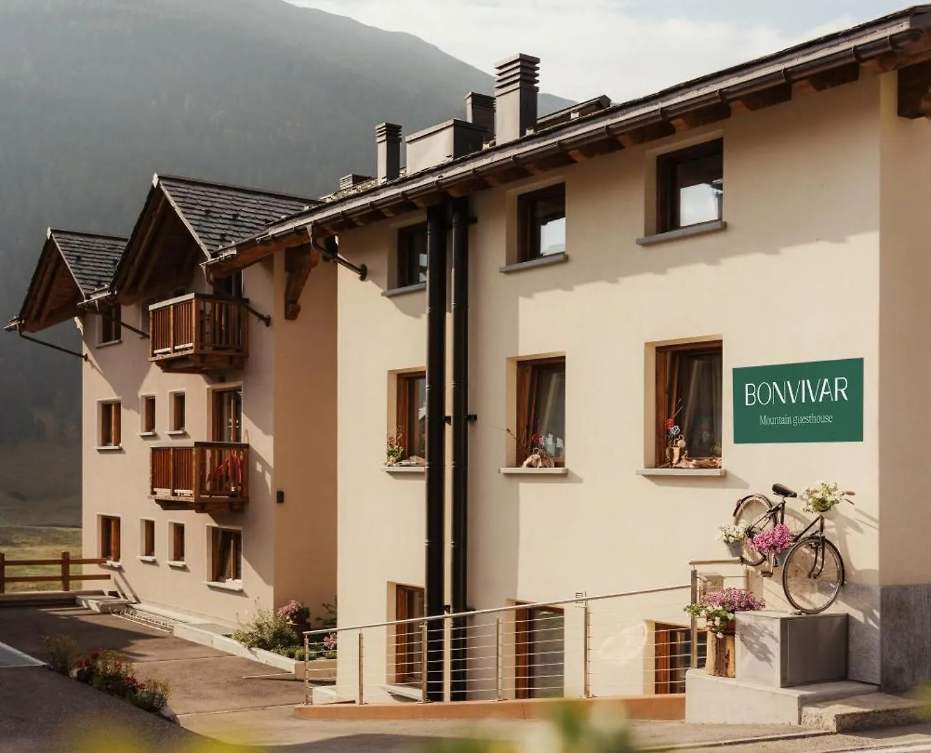 Bonvivar - Mountain Guesthouse contacts